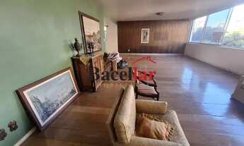 Imagem 3: 250 m2 de conforto na Tijuca