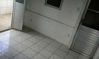 Imagem 2: Alugo kitnet no 3° Andar