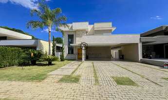 Imagem 2: Figueira Garden: Casa 333m², 4 Suítes, Piscina c/ Hidro, Lazer Total e Sustentável!