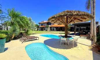 Imagem: Casa com 4 quartos ( 01 suíte ), pátio