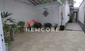 Imagem 2: Casa em Rua Thereza de Jesus Monteiro Corralo - Maracanã - Praia Grande/SP