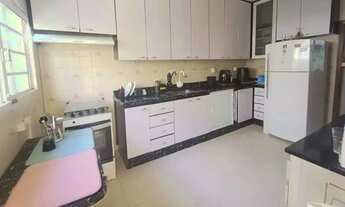 Imagem 6: Casa à Venda na Vila Santista Atibaia/SP Encantadora casa com 234 m² de área construída e