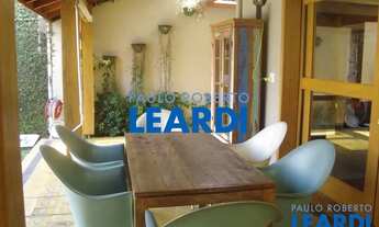 Imagem: CASA ASSOBRADADA - ALTO DA LAPA - SP