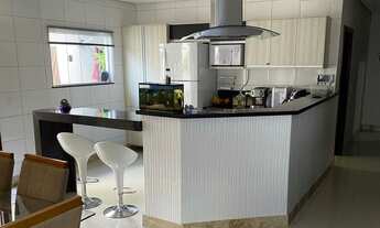 Imagem 5: Térrea para venda possui 200 metros quadrados com 3 quartos em Felícia - Vitória da Conqui