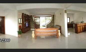 Imagem 6: Sobrado para aluguel possui 300 metros quadrados com 5 quartos em Centro - Santa Cruz Cabr