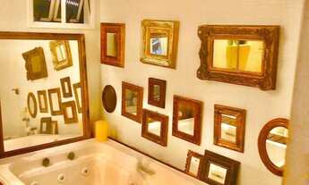 Imagem 5: BELISSIMA CASA em condomínio fechado, infraestrutura completa, 03 VAGAS, HIDROMASSAGEM, CA