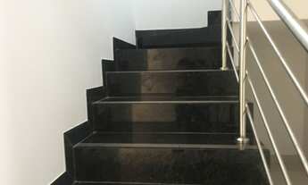 Imagem 3: Sobrado com excelente localização e acabamento, próximo ao Aeroporto de Goiânia e fácil pe