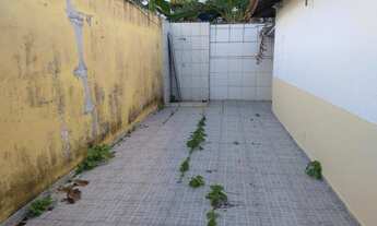 Imagem 4: Casa para venda tem 230 metros quadrados com 2 quartos em - Dias D'Ávila - Bahia