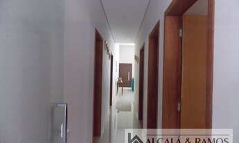 Imagem 4: Casa de condomínio para venda possui 260 metros quadrados com 3 quartos