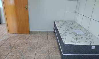 Imagem 3: Vende-se um apartamento mobiliado de 2 quartos no terceiro andar, Rua i 121, B. União