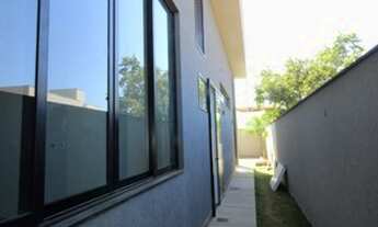 Imagem 3: Casa de condomínio térrea para venda possui 270 metros quadrados com 4 quartos