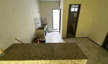 Imagem 7: Apartamento com 2 dormitórios para alugar, 40 m² por R$ 900,00/mês - Montese - Fortaleza/C