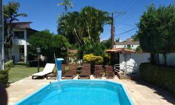 Imagem 4: Aconchegante casa com piscina e amplo jardim