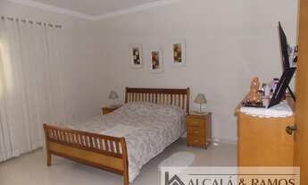 Imagem 5: Casa de condomínio para venda possui 260 metros quadrados com 3 quartos