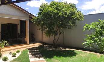 Imagem: Linda Casa 03 Quartos Única em Terreno