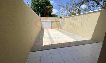 Imagem 2: Casa para Venda em Fortaleza, Siqueira, 3 dormitórios, 1 suíte, 2 banheiros, 2 vagas