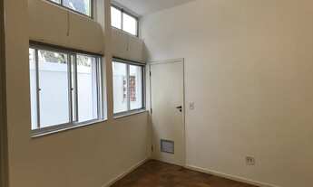 Imagem 2: Super Quarto e Sala com Área Externa em Laranjeiras