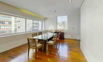 Imagem 4: Cond. Vitória Régia, apartamento de 226m² com 3 suítes, 4 vagas no Jardim Paulista