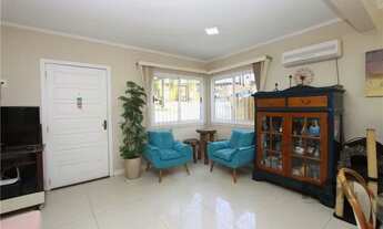 Imagem 2: Casa 3 dormitórios, estilo sobrado no Condomínio Residencial Inter Village