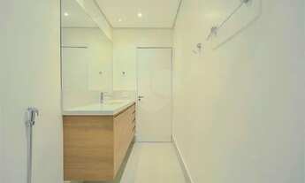 Imagem 6: Apartamento a venda possui 137 metros quadrados com 3 quartos, 1 suíte e 1 vaga em Itaim