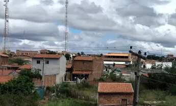 Imagem: Vende-se casa no centro de Nova Fátima-BA