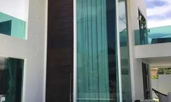 Imagem 3: Casa de condomínio para aluguel possui 300 metros quadrados com 5 quartos