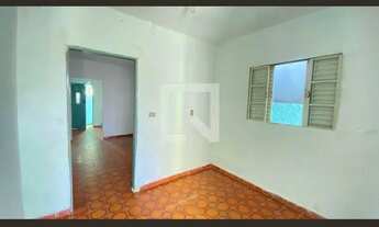 Imagem 2: Casa para Aluguel - Parque Bristol, 1 Quarto, 50 m2