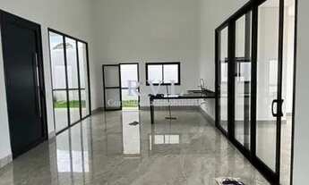 Imagem 3: Excelente casa térrea à venda no condomínio Shamballa em Atibaia-SP