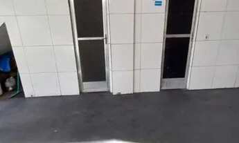 Imagem 2: Alugo galpao Quarto com aluguel com preço sob consulta