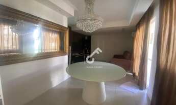 Imagem 4: ABRANTES, Estrada do Coco. Duplex composto de 4 quartos sendo 2 suítes. Área construída de