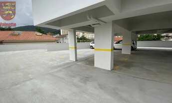 Imagem 2: Apartamento com churrasqueira na sacada, 2 quartos, 1 garagem, 385000