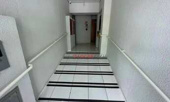 Imagem 3: Apartamento com 1 dormitório para alugar, 40 m² por R$ 1.330,00/mês - Zona 04 - Maringá/PR