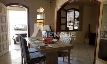 Imagem 7: Casa com 4 dormitórios e 2 vaga de garagem, à venda no bairro Parque dos Maias em Porto Al