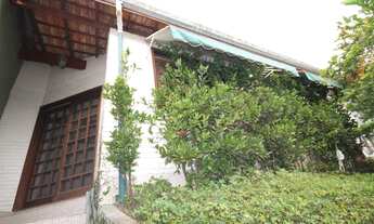 Imagem: Sobrado á venda tem 228 m², 3 quartos