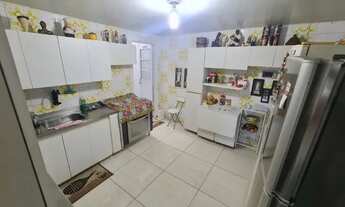 Imagem 5: Candeias - 04 Qtos/ 02 Suítes - Nascente - Excelente Localização - 01 Quadra p/ Mar - 04 V