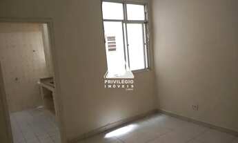 Imagem 5: Sala e quarto, lateral Sec Tijuca