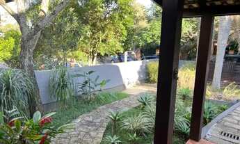 Imagem 2: PORTO DA LAGOA Casa com 4 dormitórios