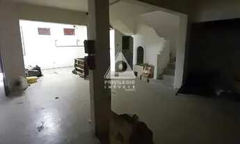 Imagem 2: Casa ampla no Cosme Velho