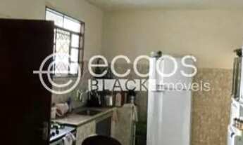 Imagem: Casa à venda, 4 quartos, 2 vagas, CENTRO