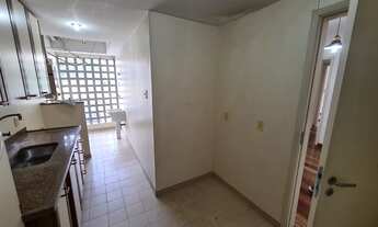 Imagem 3: Apartamento para venda possui 77 metros quadrados com 2 quartos em Botafogo - Rio de Janei