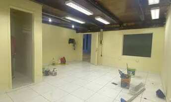 Imagem 7: Galpão medindo 800 m2 entre Praça 14 e Centro