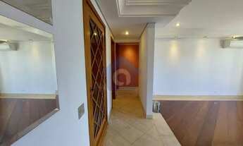 Imagem 5: Descubra a elegância e conforto desse 4 dormi. com 2 suítes em rua tranquila e arborizada!