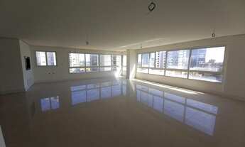 Imagem 2: Apartamento para Venda em Torres, Predial, 4 dormitórios, 4 suítes, 5 banheiros, 2 vagas