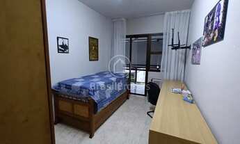 Imagem 7: Apartamento para venda possui 266 metros quadrados com 4 quartos