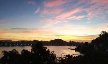 Imagem 6: Casa sobradada frente a praia com 500m² e seis andares