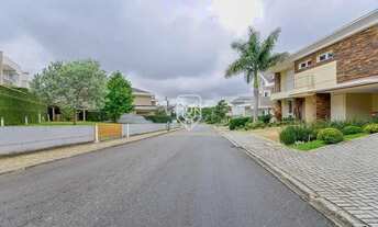 Imagem 4: Casa 03 Suítes, Espaço Gourmet com jacuzzi, 06 Vagas de garagem, Campo Comprido, Curitiba