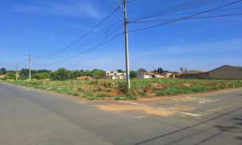 Imagem: Esquina 447,56m² (Asfalto e Agua) Jardim