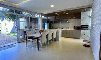 Imagem 2: Casa Moderna à Venda - 3 Suítes Plenas e Área Gourmet Climatizada!