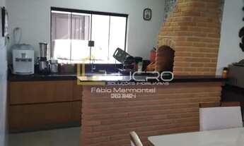 Imagem 2: Casa para venda com 264 m² e 3 quartos em Parque São Geraldo, Bauru - SP