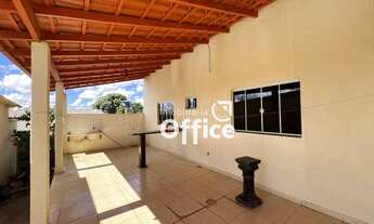 Imagem 4: Casa com 3 dormitórios para alugar, 250 m² por R$ 1.500,00/mês - Residencial Geovanni Brag